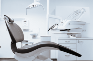Read more about the article dental clinics in abu dhabi khalifa city contact number
